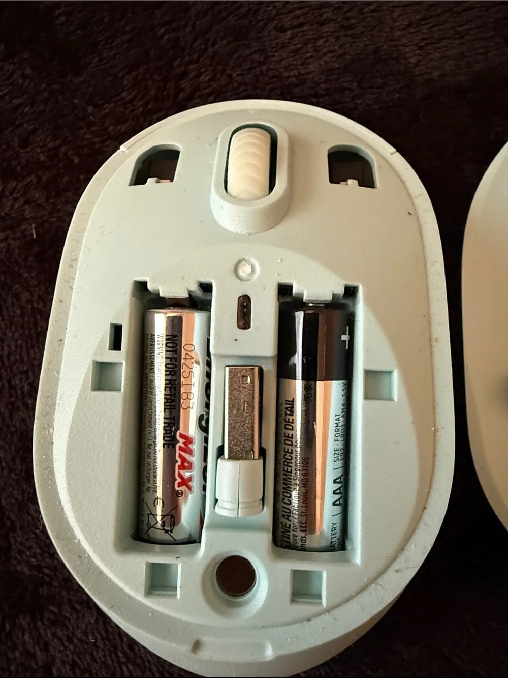 Wireless Compact Keyboard and Mouse Set — White